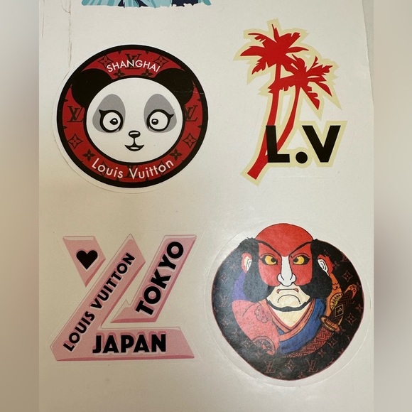 Louis Vuitton Sticker Sheet –The Book #7 Limited Edition – Authentic - Picture 5 of 13